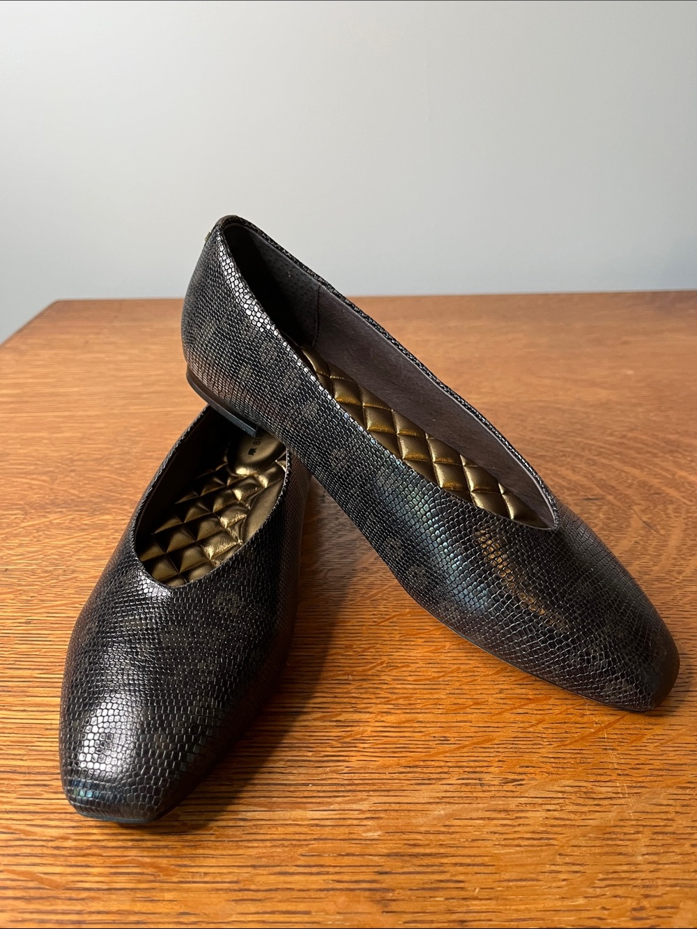 Birdies The Crane Espresso Embossed Leather Ballet Flats Women’s Size 8. NWT